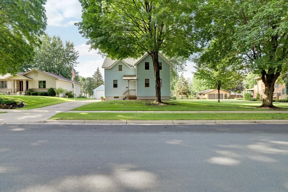 110 2nd Street SW New Prague, MN 56071