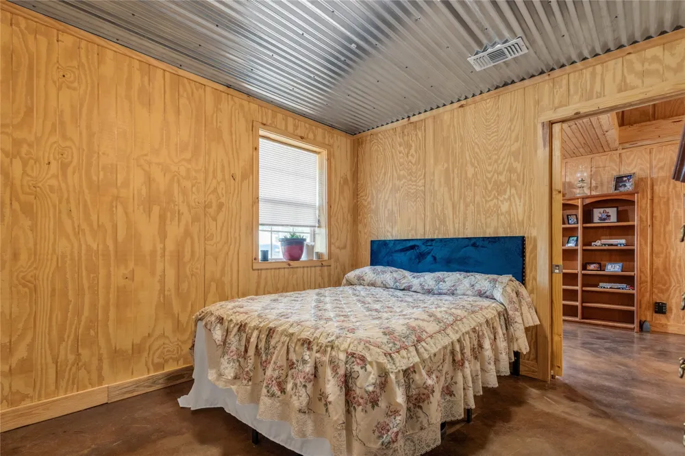 127 Mohican Quitman, TX 75783