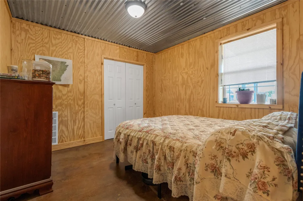 127 Mohican Quitman, TX 75783