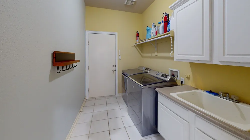 1828 Branch Trail Carrollton, TX 75007