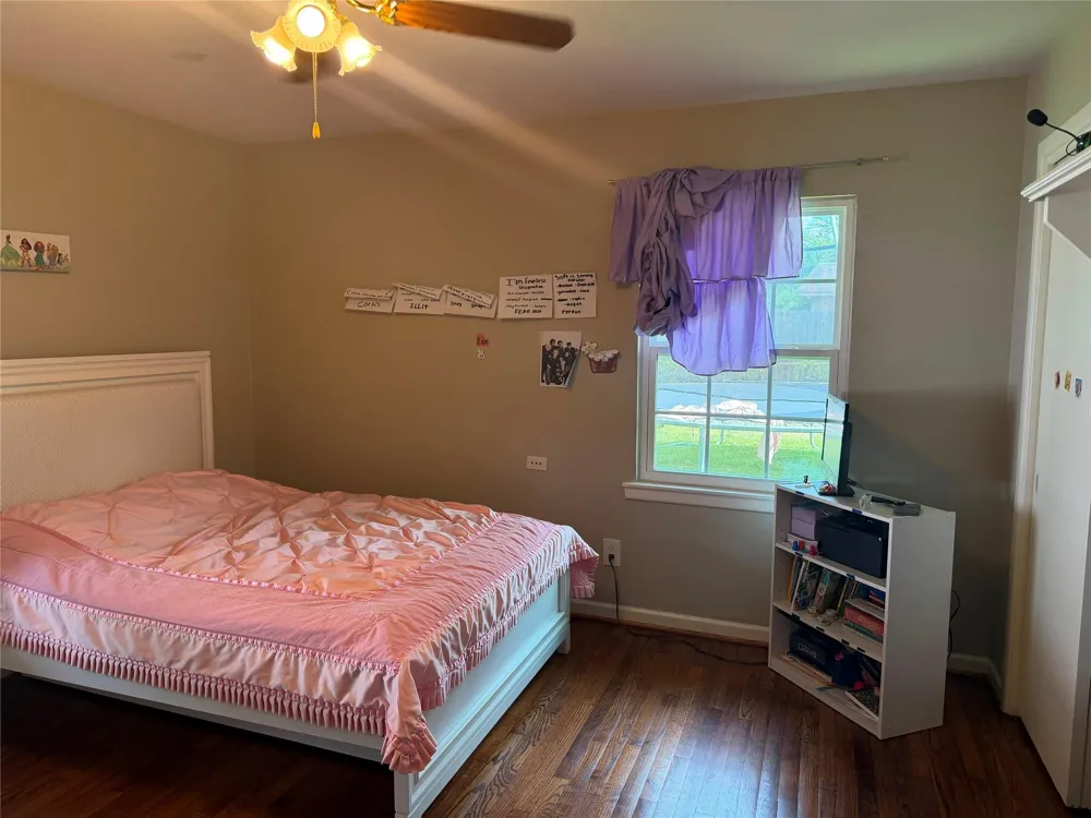 1847 Pasadena Boulevard Pasadena, TX 77502