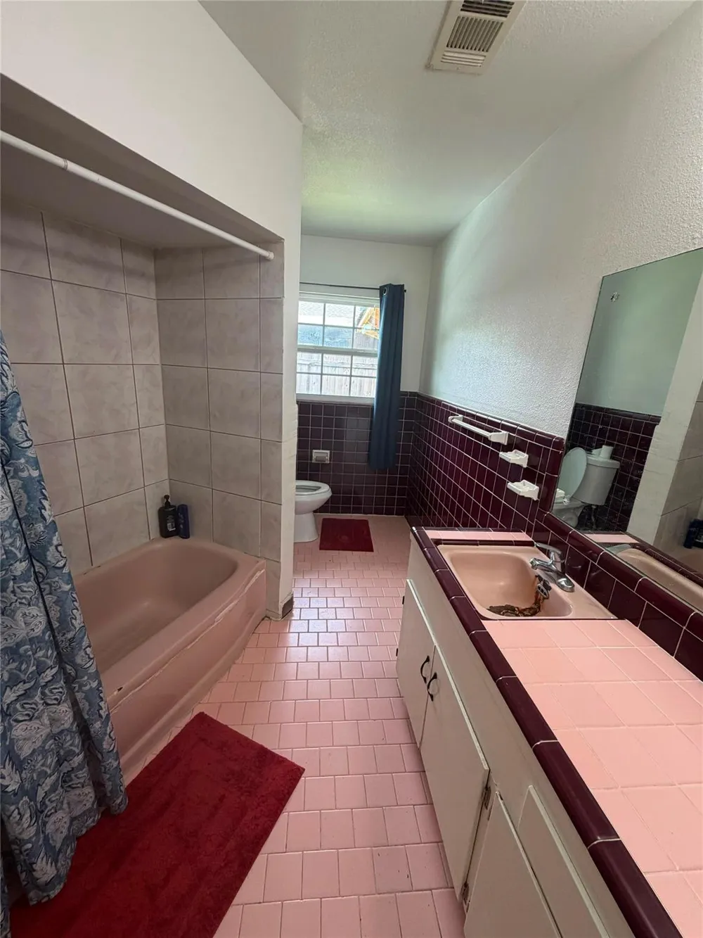 1847 Pasadena Boulevard Pasadena, TX 77502