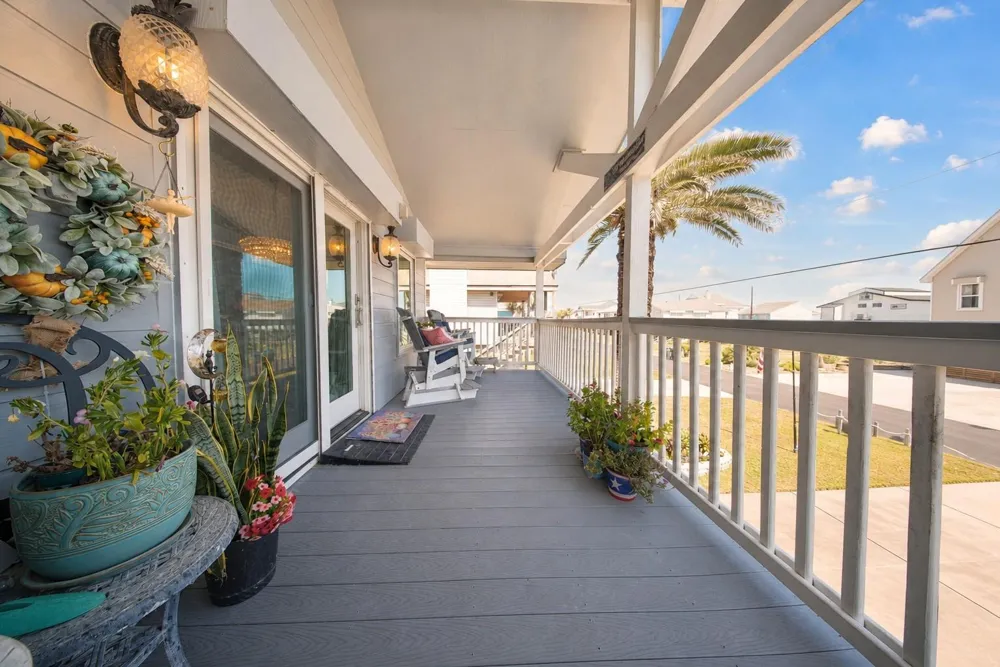 13026 John Reynolds Road Galveston, TX 77554