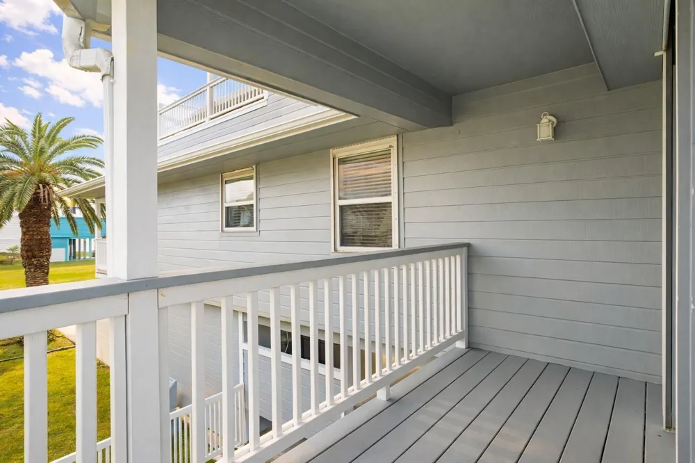 13026 John Reynolds Road Galveston, TX 77554