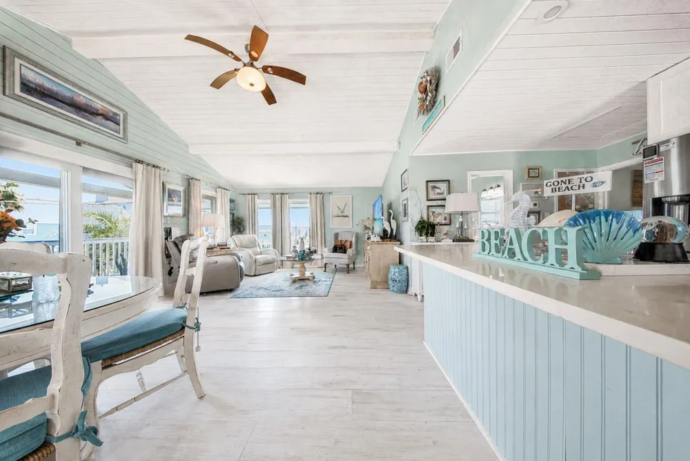 13026 John Reynolds Road Galveston, TX 77554