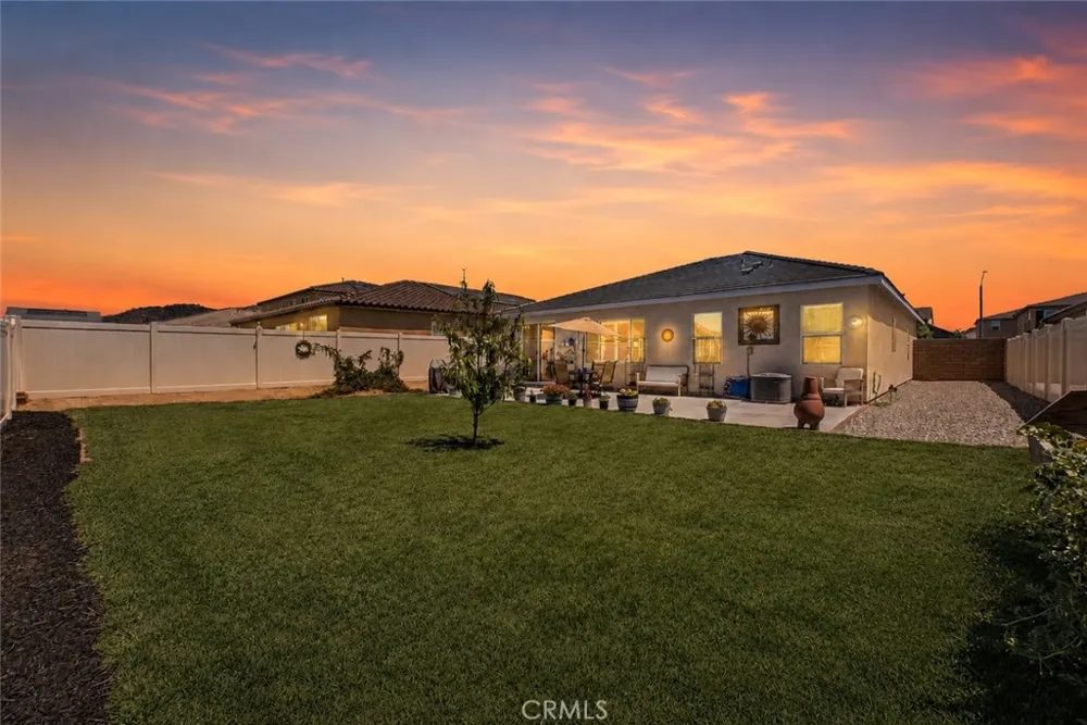 25913 Hollow Point Court Homeland, CA 92548