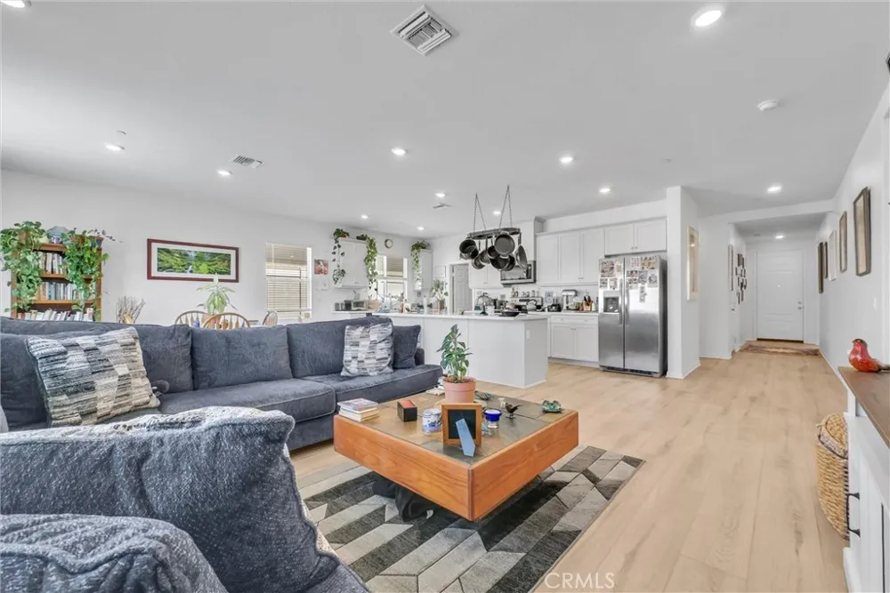 25913 Hollow Point Court Homeland, CA 92548
