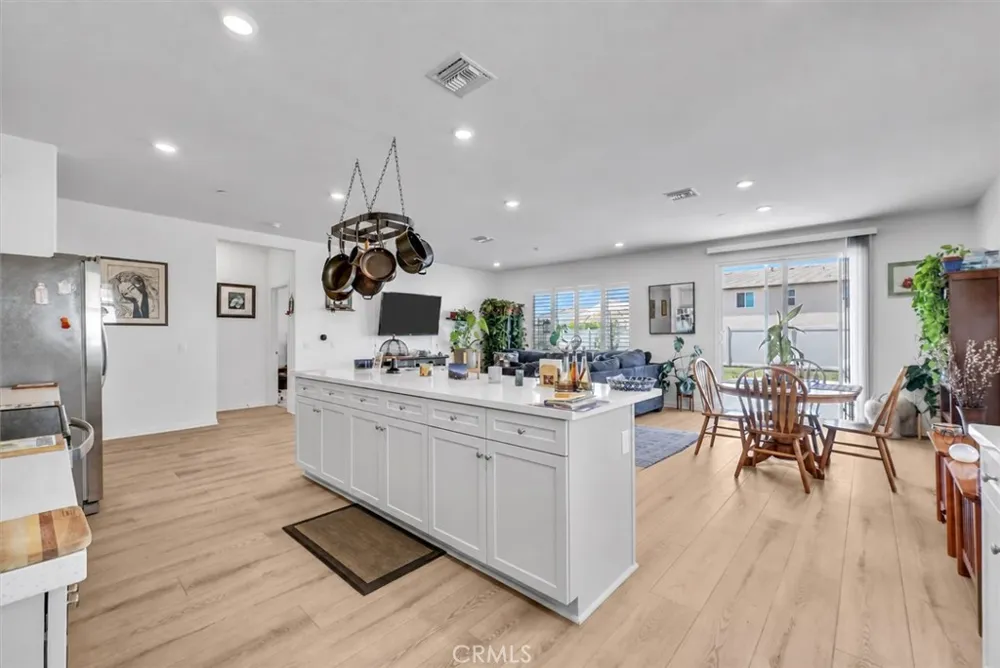 25913 Hollow Point Court Homeland, CA 92548