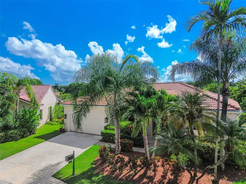 1928 Water Ridge Dr Weston, FL 33326