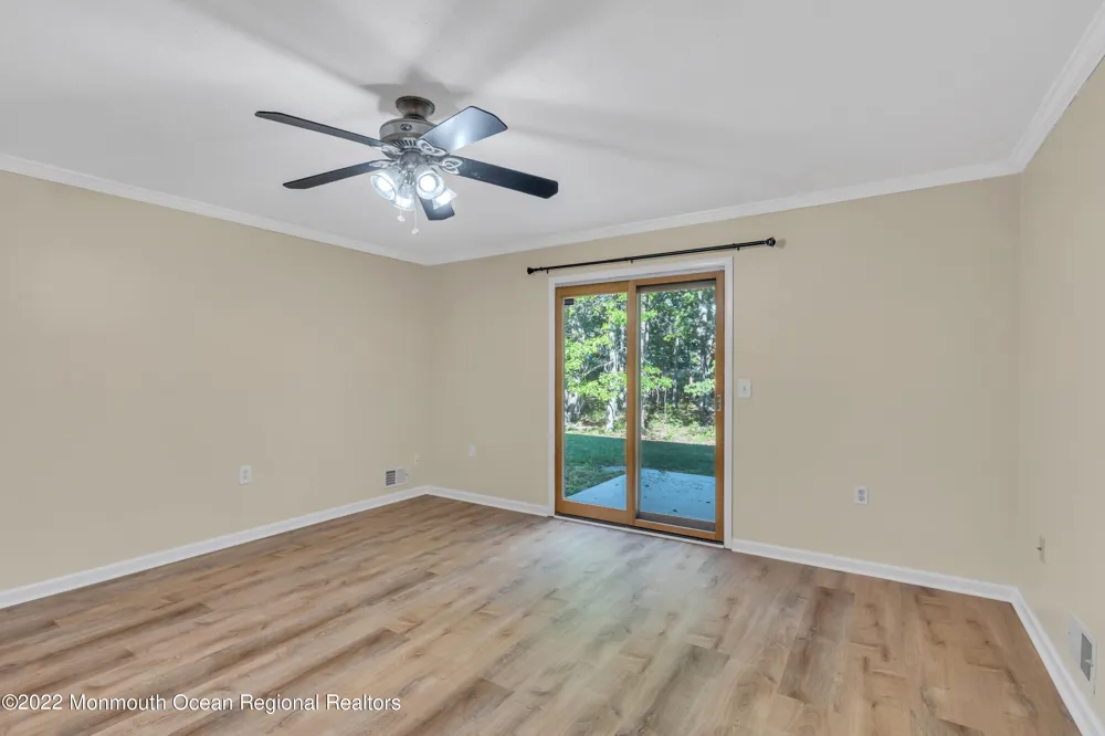 134 Whispering Oaks Way #134 Jackson, NJ 08527