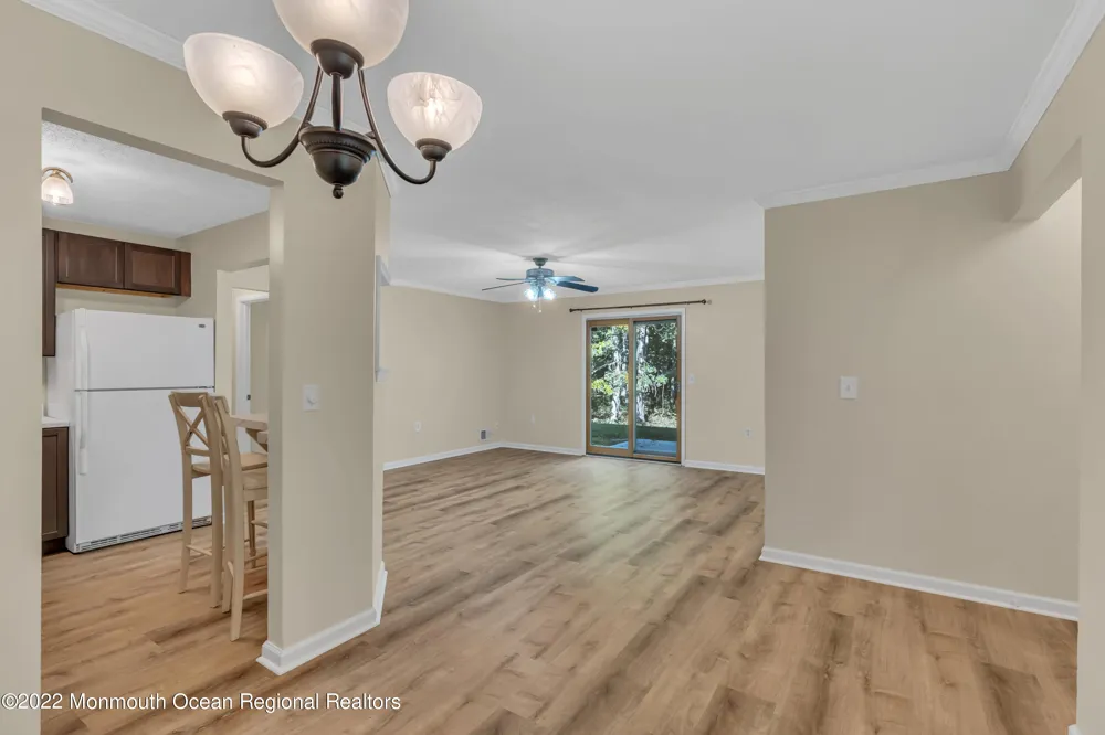 134 Whispering Oaks Way #134 Jackson, NJ 08527