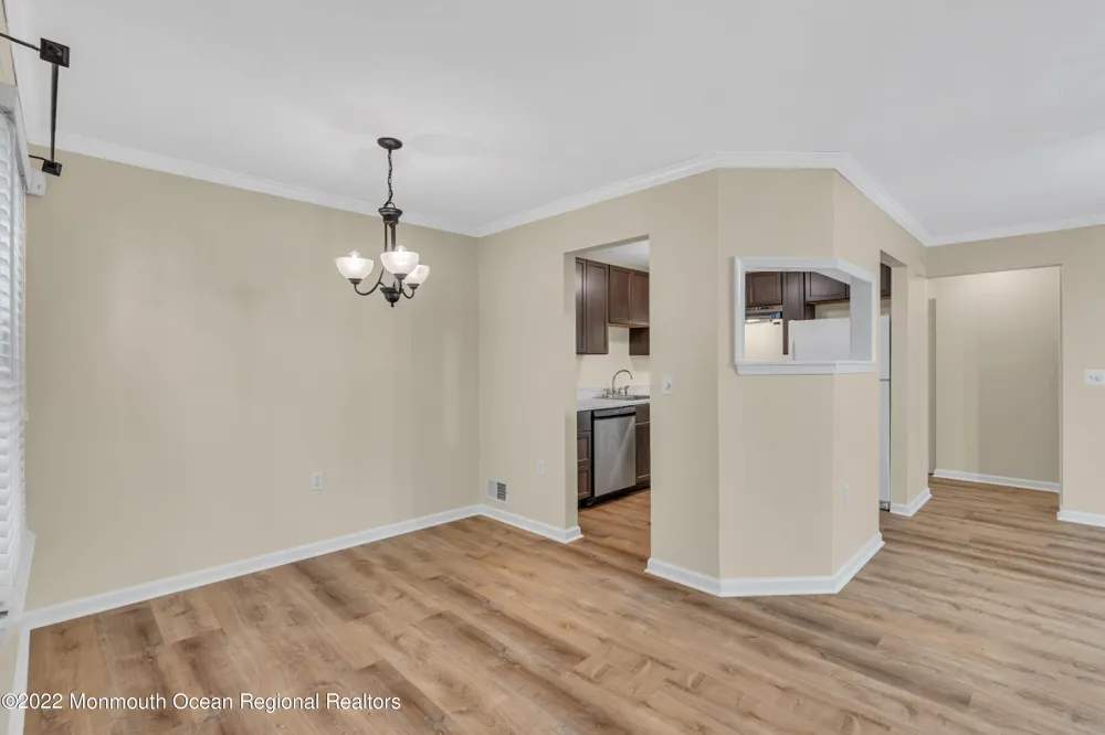 134 Whispering Oaks Way #134 Jackson, NJ 08527