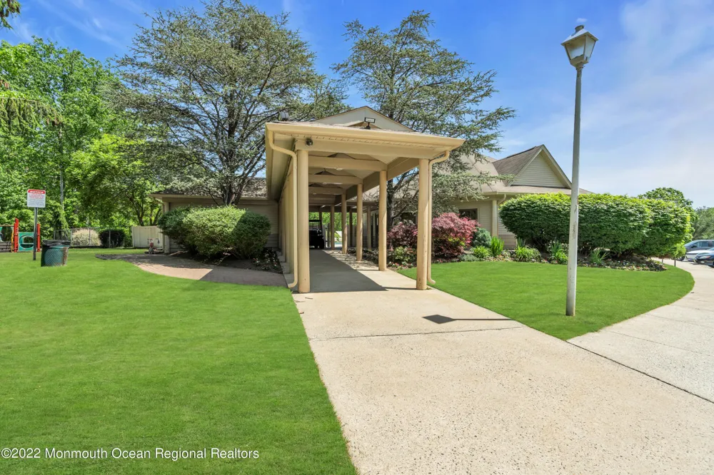 134 Whispering Oaks Way #134 Jackson, NJ 08527