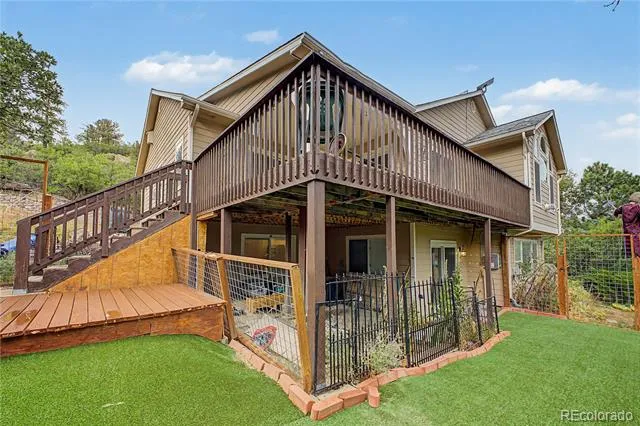 395 Dawson Court Castle Rock, CO 80104