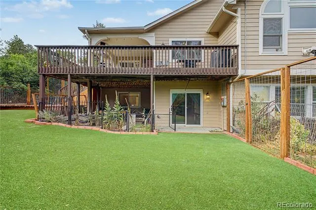 395 Dawson Court Castle Rock, CO 80104
