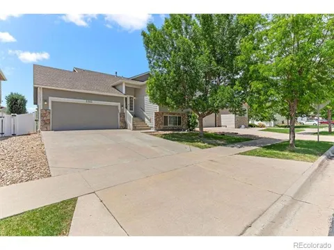 2515 Thoreau Drive