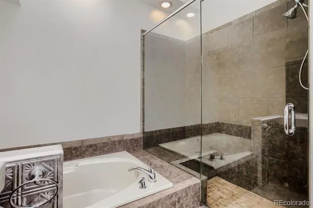 4927 S Eagle Circle Aurora, CO 80015