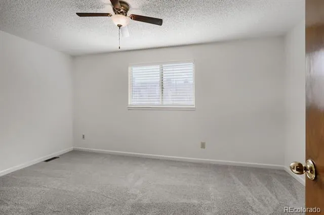 4927 S Eagle Circle Aurora, CO 80015