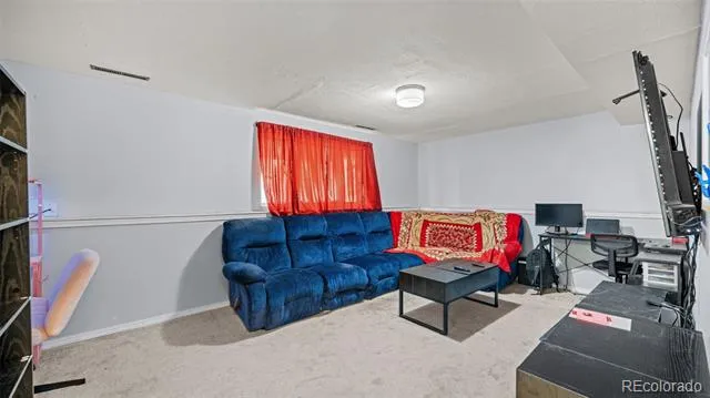 1615 Mineola Street Colorado Springs, CO 80915