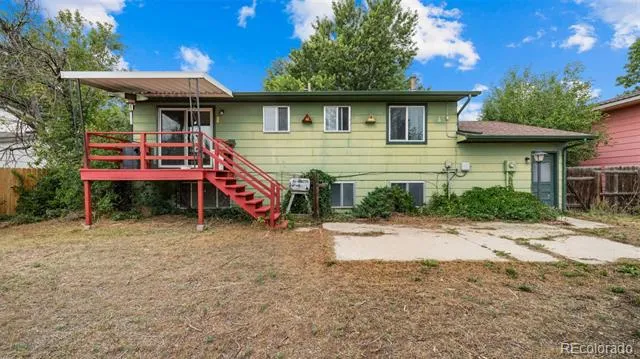 1615 Mineola Street Colorado Springs, CO 80915