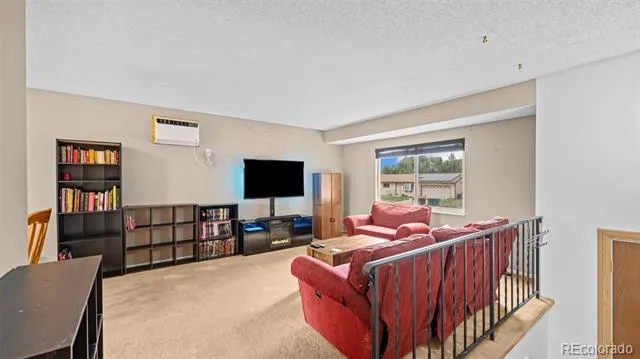 1615 Mineola Street Colorado Springs, CO 80915
