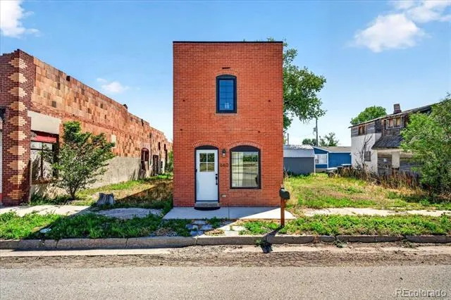 660 1st Avenue Deer Trail, CO 80105