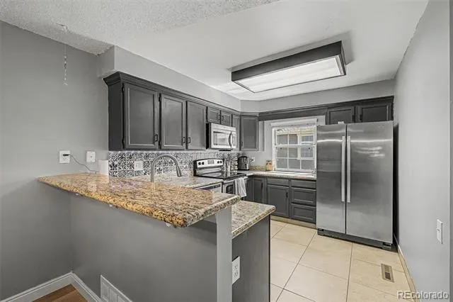 1981 S Hannibal Court #B Aurora, CO 80013