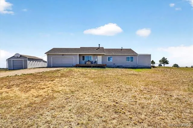 24396 Emerald Trail Deer Trail, CO 80105