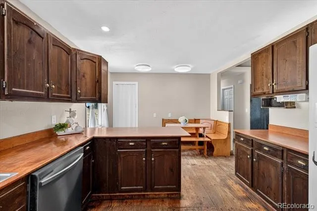 24396 Emerald Trail Deer Trail, CO 80105