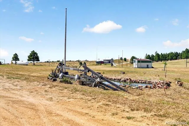 24396 Emerald Trail Deer Trail, CO 80105