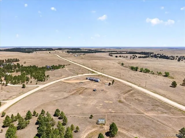 24396 Emerald Trail Deer Trail, CO 80105