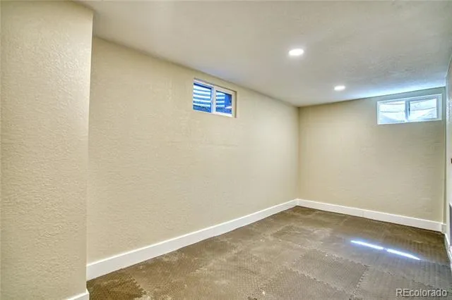 970 W 1st Avenue Broomfield, CO 80020