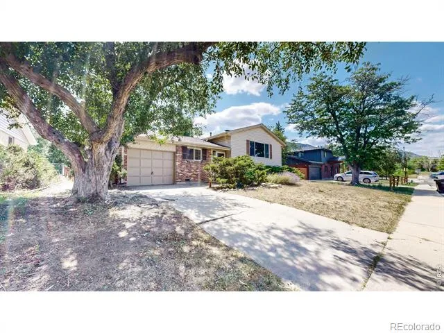 915 Yale Road Boulder, CO 80305