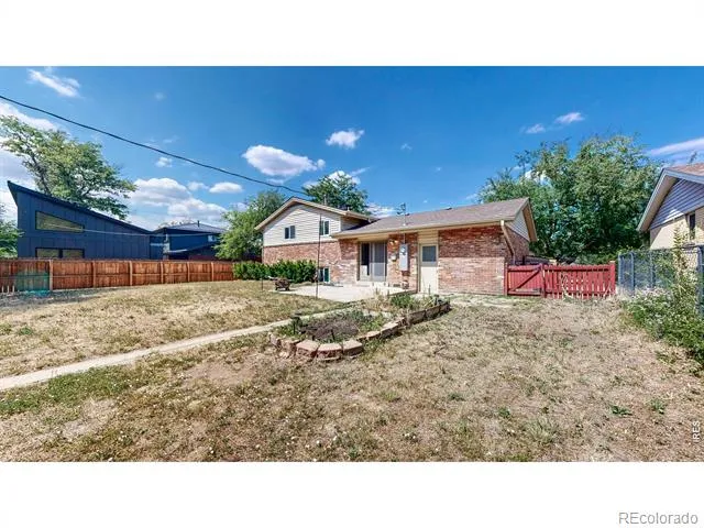 915 Yale Road Boulder, CO 80305