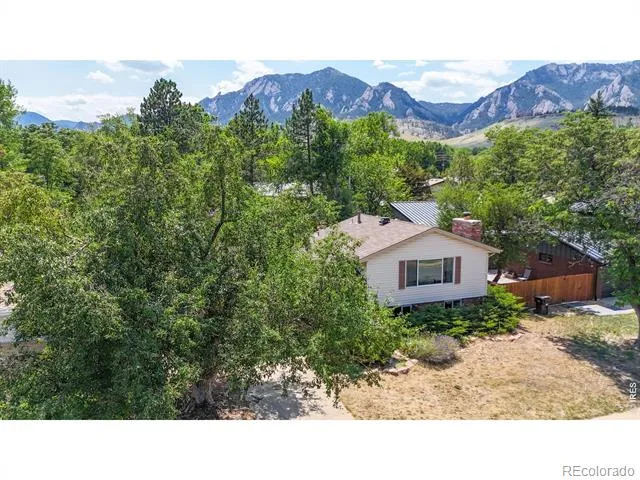 915 Yale Road Boulder, CO 80305