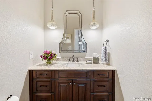 9779 Bay Hill Drive Lone Tree, CO 80124