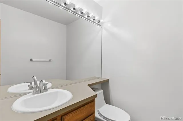 14209 E Quinn Circle Aurora, CO 80015