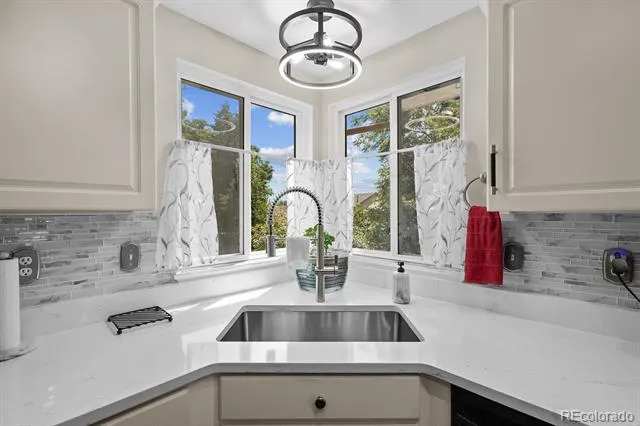 10994 W 85th Place Arvada, CO 80005