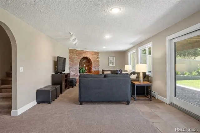 390 Suffolk Lane Castle Rock, CO 80108