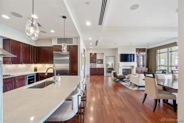 5455 Landmark Place #809 Greenwood Village, CO 80111
