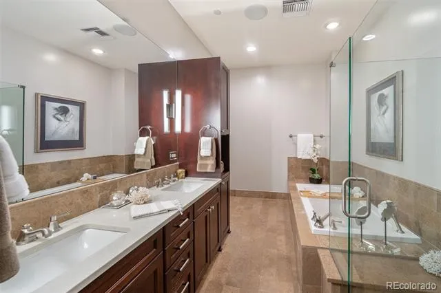 5455 Landmark Place #809 Greenwood Village, CO 80111