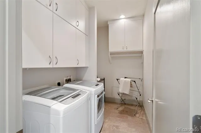 5455 Landmark Place #809 Greenwood Village, CO 80111