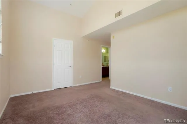 3045 Blue Sky Circle #18-302 Erie, CO 80516