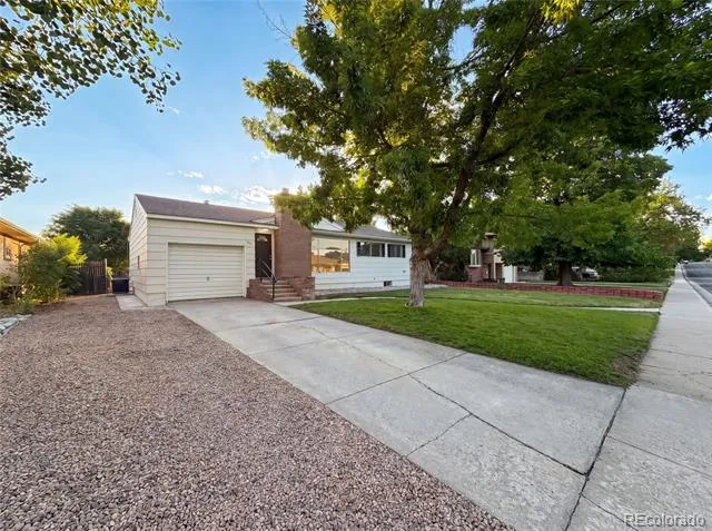 929 Carol Street Fort Morgan, CO 80701