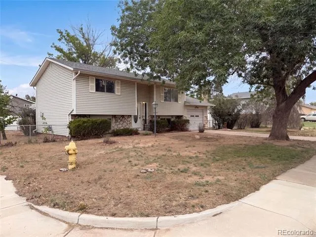 7715 4th Street Wellington, CO 80549