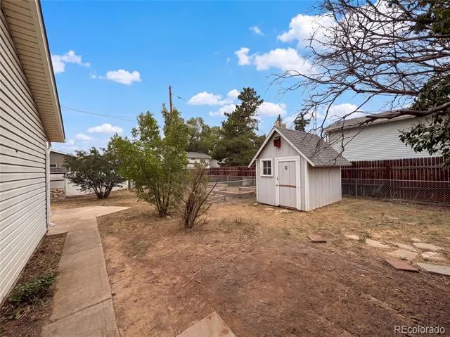 7715 4th Street Wellington, CO 80549