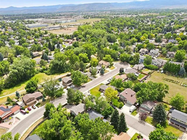 6932 Deframe Court Arvada, CO 80004