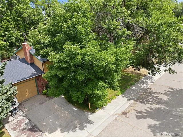 6932 Deframe Court Arvada, CO 80004