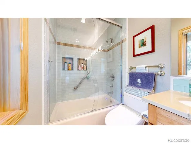 624 Pearl Street #203 Boulder, CO 80302