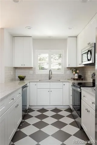 10174 Green Court #D Westminster, CO 80031
